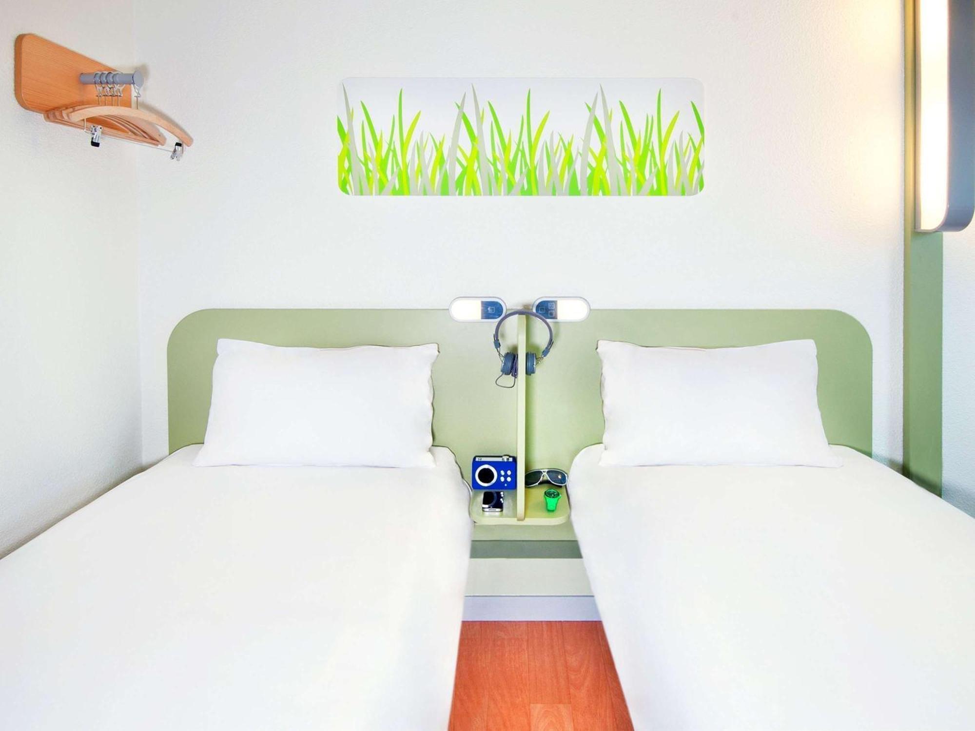 Ibis Budget Marseille Valentine Екстер'єр фото