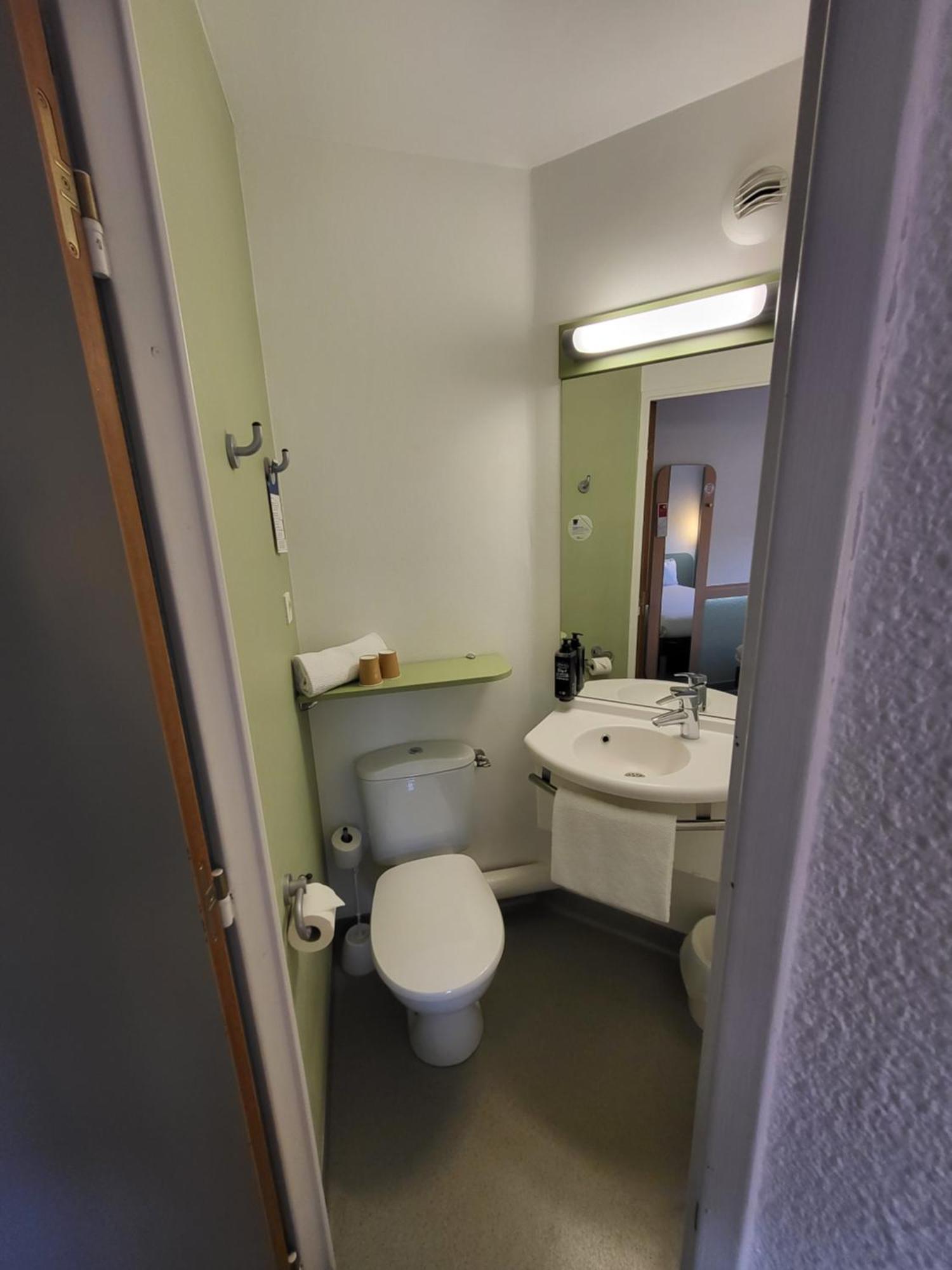 Ibis Budget Marseille Valentine Екстер'єр фото