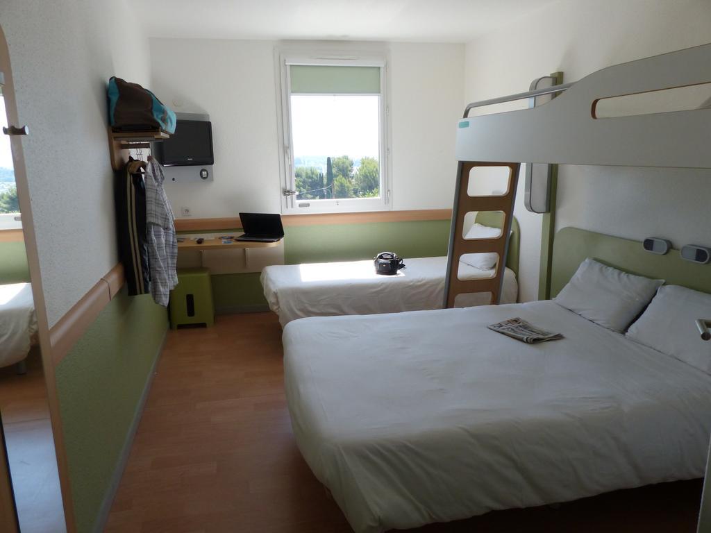 Ibis Budget Marseille Valentine Екстер'єр фото